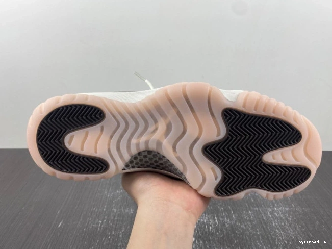 AR0715-101 Air 11 Jordan Neapolitan 1207